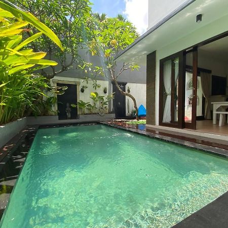 Villa Mayu Dedaries Seminyak  Ngoại thất bức ảnh
