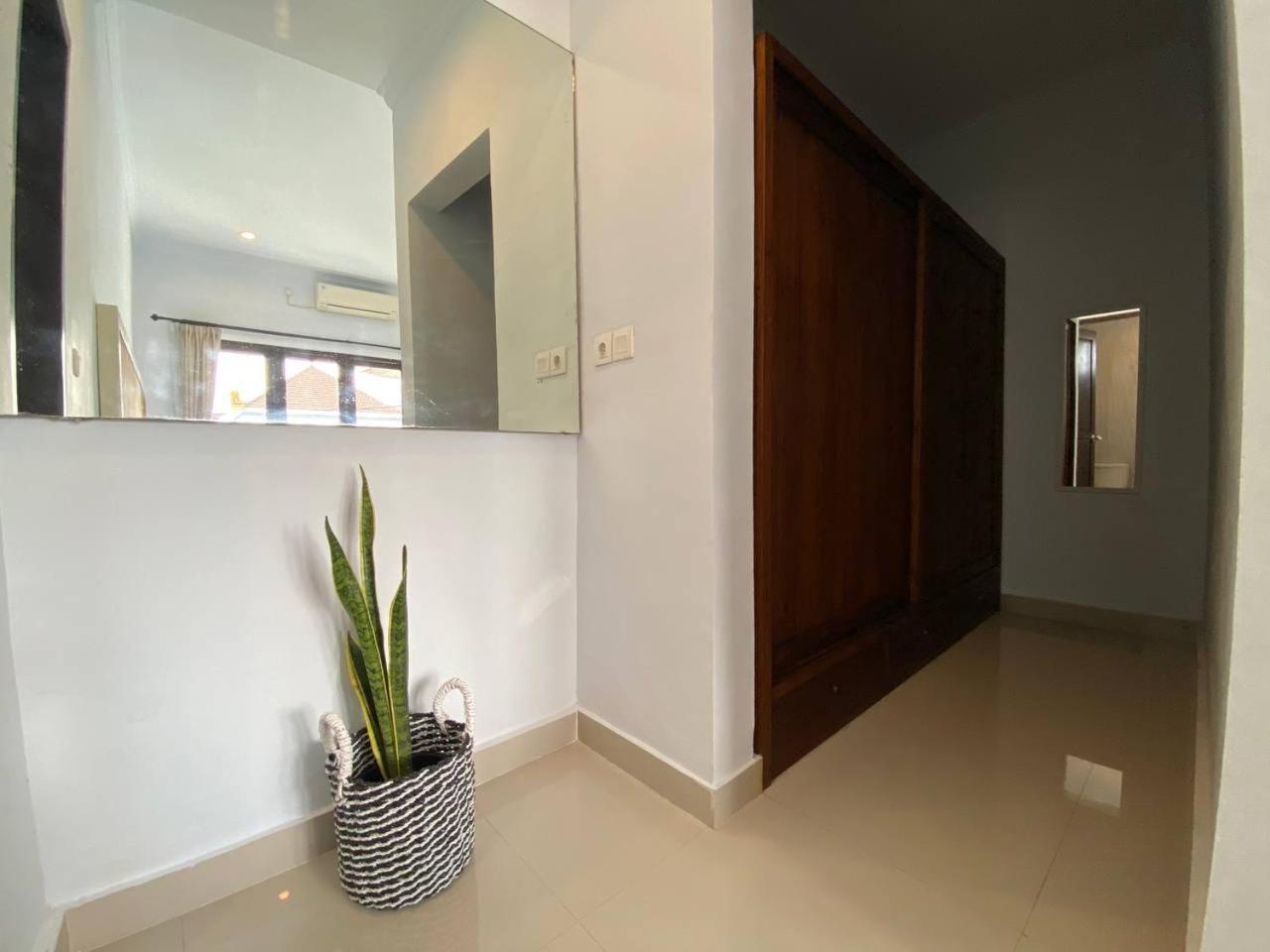 Villa Mayu Dedaries Seminyak  Ngoại thất bức ảnh