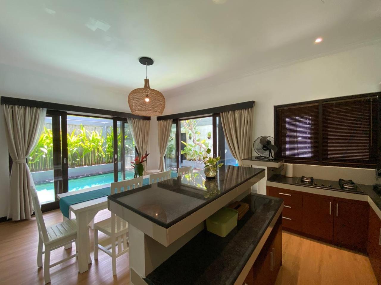 Villa Mayu Dedaries Seminyak  Ngoại thất bức ảnh